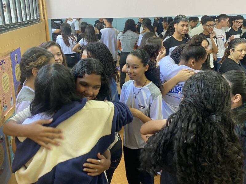 Ensino Médio: Uma “aula” de empatia e afeto!